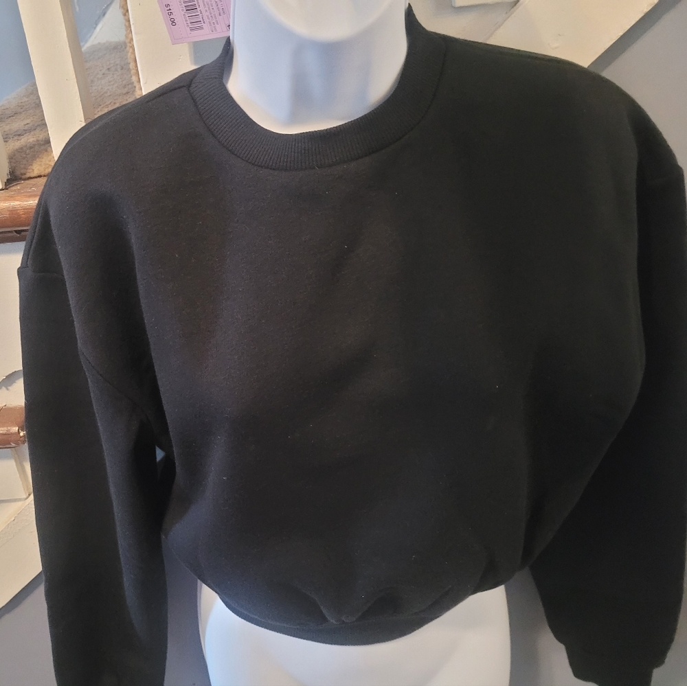 Women's Cropped Sweatshirt